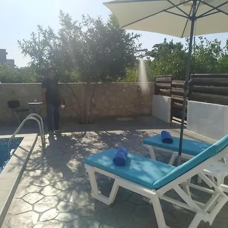 شقة Greek Style Ground Floor & Pool