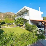 Greek Style Ground Floor & Pool Apartament Ialysos (Rhodes)