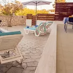 Greek Style Ground Floor & Pool