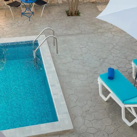 Apartment Greek Style Ground Floor & Pool