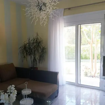 Greek Style Ground Floor & Pool