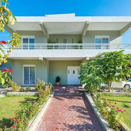 Appartement Greek Style Ground Floor & Pool *