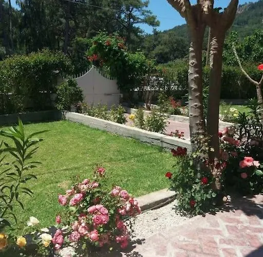 Greek Style Ground Floor & Pool