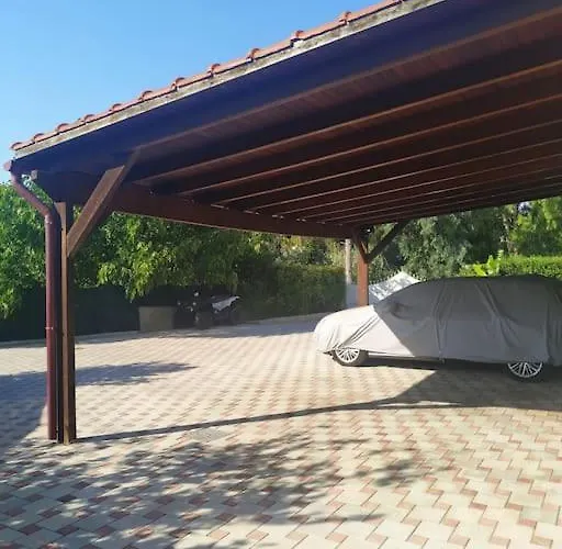 Greek Style Ground Floor & Pool Ialysos (Rhodes)