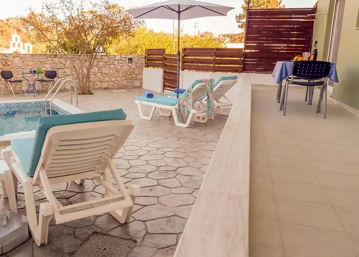 Greek Style Ground Floor & Pool