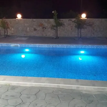 Greek Style Ground Floor & Pool Apartament Ialysos (Rhodes)