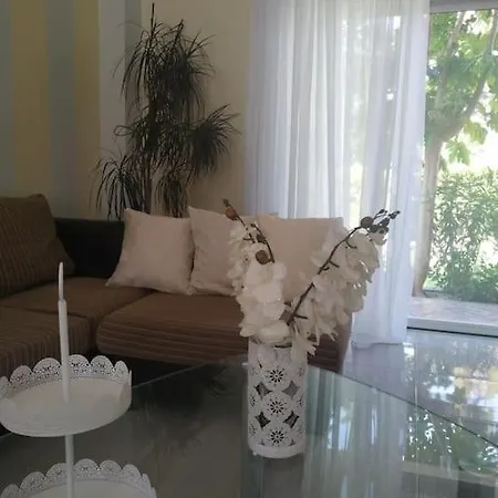 Apartament Greek Style Ground Floor & Pool