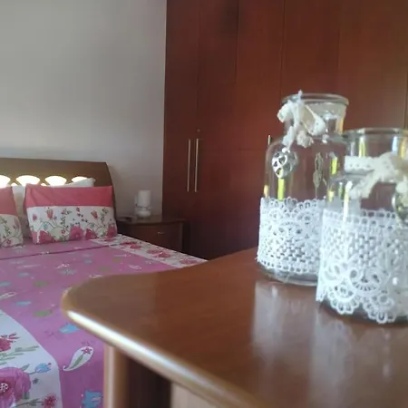 Greek Style Ground Floor & Pool Ялиссос